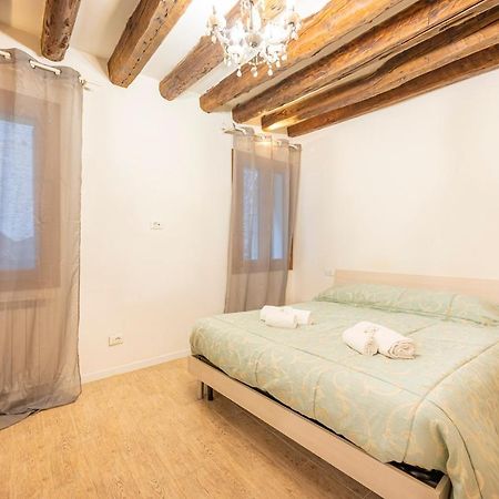 San Marco Suite - 5 Min From San Marco Венеция Экстерьер фото